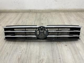Решетка радиатора без значка VW Tiguan 2 2016-