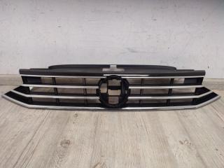 Решетка радиатора без значка VW Passat B8 2015-
