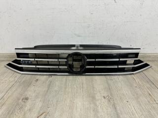Решетка радиатора без значка VW Passat B8 2015-