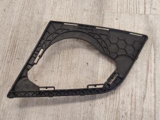 Запчасть крепежная рамка левая Audi A4 2008-2015