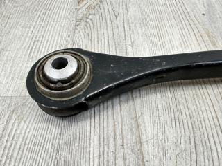 Рычаг подвески поперечный задний правый Q7 2015- 4M