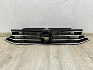 Решетка радиатора без значка VW Passat B8 2015-