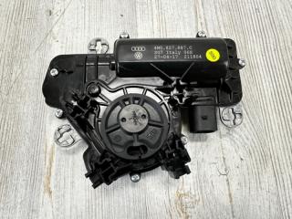 Двигатель доводчика двери багажного отсека Audi Q7 2015-