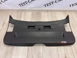 Обшивка двери багажника VW Touareg NF 2010