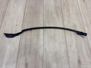 Уплотнитель двери снаружи задний правый Audi Q7 S-line 2015-