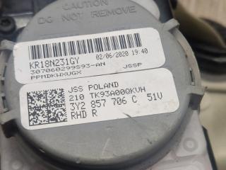 Ремень безопасности с пиропатроном правый Mulsanne 2011-2021 3Y