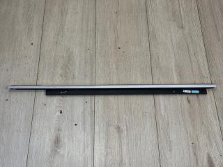 Запчасть накладка стекла двери задняя правая Audi Q3 2012 - 2018