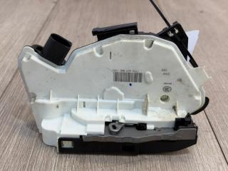 Запчасть замок двери задний правый VW Tiguan 1 2012-2018