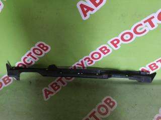 Запчасть кронштейн заднего бампера Nissan Note 2006