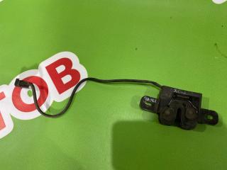 Запчасть замок капота Volvo XC60 2008-2017