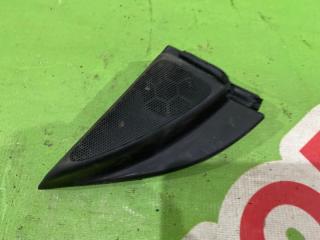 Запчасть крышка зеркала внутренняя правая Toyota Avensis 2003