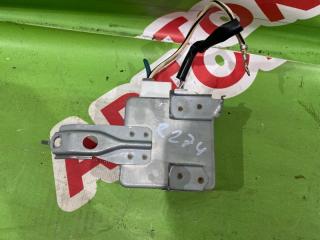 Запчасть блок электронный Toyota Avensis 2003-2008