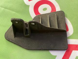 Запчасть брызговик задний правый Toyota Avensis 2003-2008