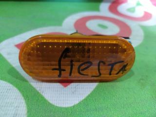 Фото запчасти повторитель на крыло Ford Fiesta 2001-2008 контрактная запчасть Запчасть повторитель на крыло Ford Fiesta 2001-2008