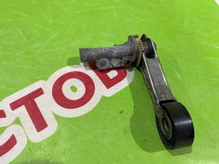 Натяжитель ремня Peugeot 308 1