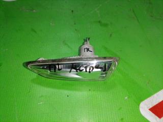 Запчасть повторитель на крыло левый Opel Astra 2010-2017