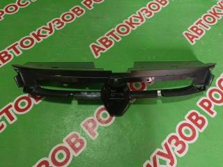 Решетка радиатора Renault Duster 2010-2015 новая Решетка радиатора Renault Duster 2010-2015