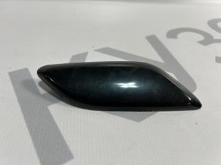 Запчасть крышка форсунки омывателя правая Mazda 6 2007-2010