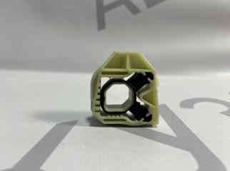 Запчасть кронштейн радиатора Volkswagen Polo 2009-2020