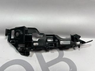 Запчасть кронштейн переднего бампера левый Volkswagen Golf 2012-2017