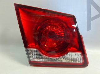 Фонарь задний левый внутренний Chevrolet Cruze 2009-2016