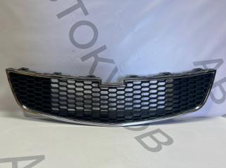 Решетка радиатора Chevrolet Cruze 2009-2013 новая Решетка радиатора Chevrolet Cruze 2009-2013