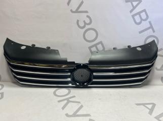 Решетка радиатора Volkswagen Passat 2010-2014