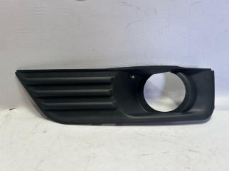 Фото запчасти рамка противотуманной фары левой Ford Focus 2005-2008 новая запчасть Запчасть рамка противотуманной фары левой Ford Focus 2005-2008