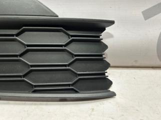 Решетка в бампер правая Skoda Rapid 2