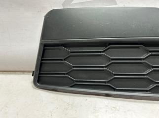 Решетка в бампер правая Rapid 2020- 2