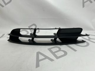 Запчасть решетка в бампер левая Audi Q7 2007-2010