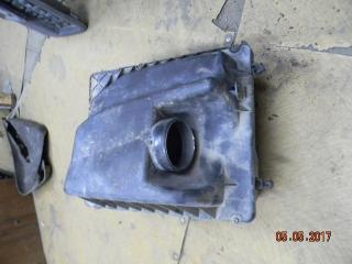 Корпус воздушного фильтра Opel Astra H 2007 Б/У Корпус воздушного фильтра Opel Astra H 2007