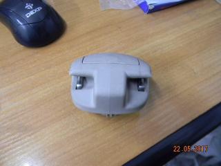 Кронштейн крепления солнцезащитного козырька Renault Megane 2 2004