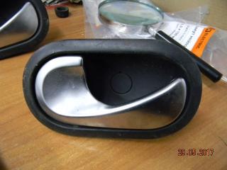 Ручка двери левая Renault Megane 2 2004 Б/У Ручка двери левая Renault Megane 2 2004