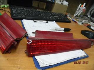 Фото запчасти фонарь задний правый Citroen C4 2006 Б/У запчасть Запчасть фонарь задний правый Citroen C4 2006