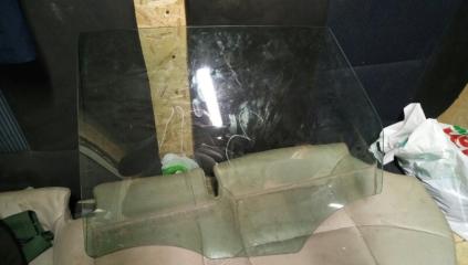 Стекло двери заднее левое Opel Astra J 2013