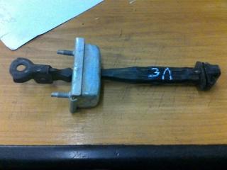 Ограничитель двери задний левый Opel Astra J 2011