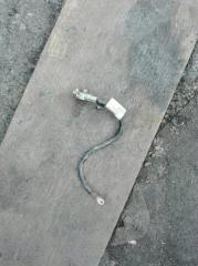 Клемма акумулятора Opel Astra J 2011 Б/У Клемма акумулятора Opel Astra J 2011