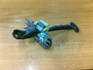 Ограничитель двери задний левый Renault Megane 3 2009-2016