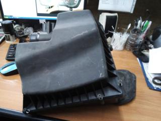 Корпус воздушного фильтра Opel Astra J 2013 Б/У Корпус воздушного фильтра Opel Astra J 2013