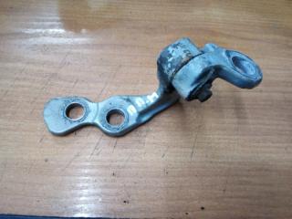 Петля двери передняя правая Ford C-MAX 2005