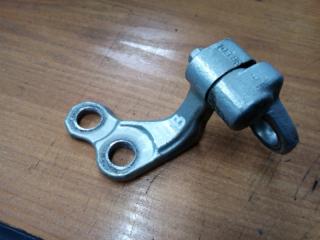 Петля двери задняя правая Ford C-MAX 2005