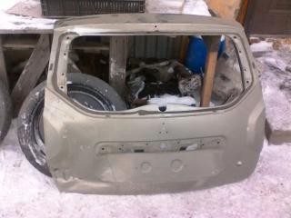 Запчасть дверь багажника Renault Duster 2013