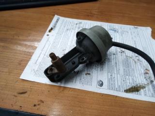 Клапан вакуумный Ford Focus 2 2010- Б/У Клапан вакуумный Ford Focus 2 2010-