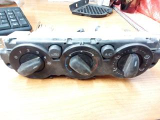 Блок управления отопителем Ford Focus 2 08-11 Б/У Блок управления отопителем Ford Focus 2 08-11