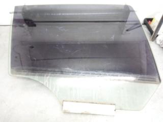 Стекло двери заднее правое Opel Astra H 2004-2015