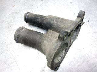 Корпус термостата Ford Focus 2 2006 Б/У Корпус термостата Ford Focus 2 2006