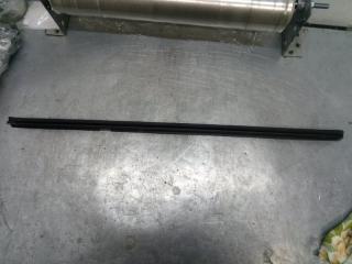 Запчасть накладка стекла задняя левая Renault Megane 2 2003-2009