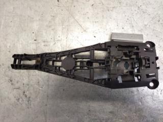 Запчасть кронштейн ручки задний левый Opel Insignia 2010