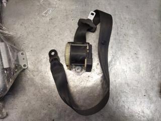 Ремень безопасности передний правый Ford Focus 2 2010